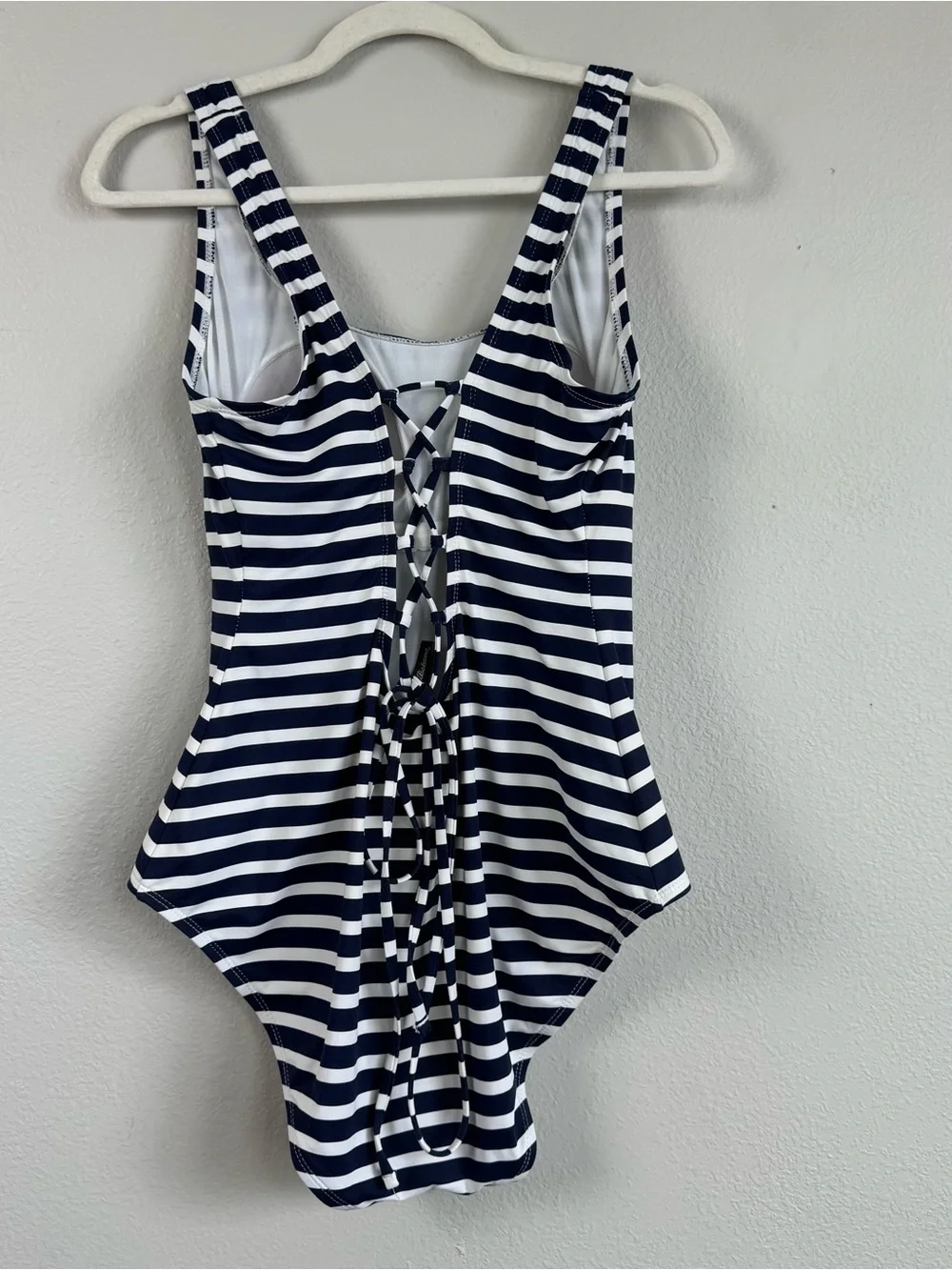 Tommy Bahama Women’s Sz 14 One Piece Swimsuit Lace Up Back Navy & White Striped